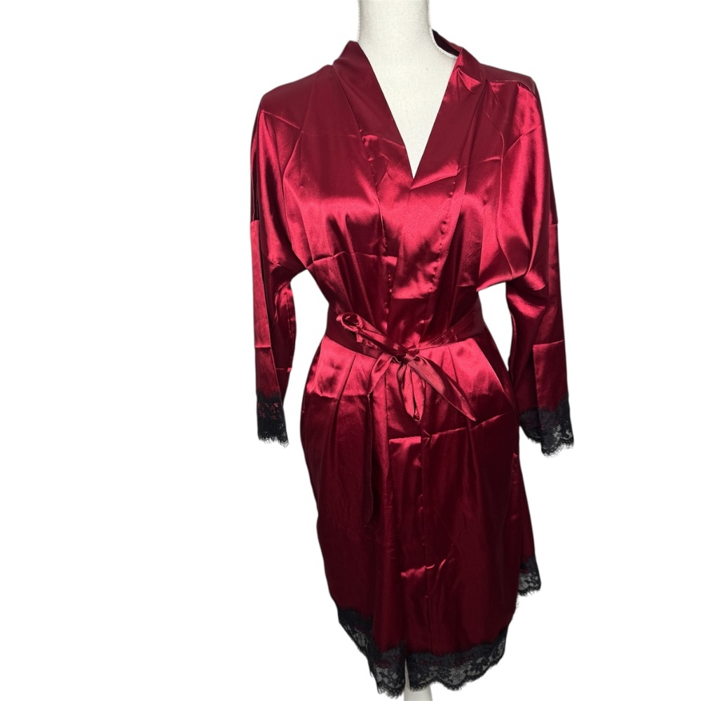Women's Red  Short Satin Robe with Black Lace‎ Trim size XL
